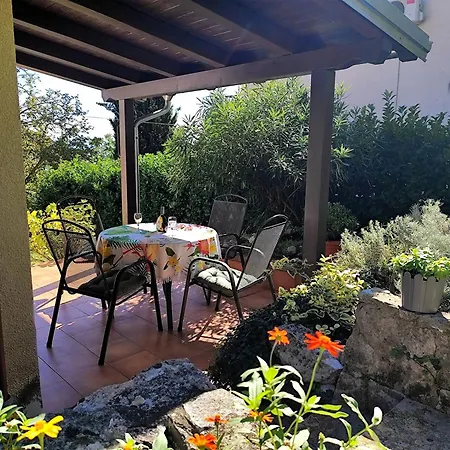 House Mirella בית נופש Mošćenička Draga