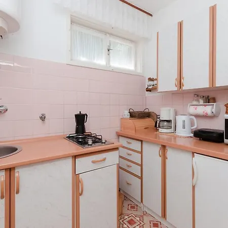 House Mirella